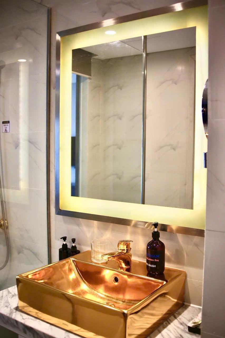 Golden Apartment With Sea View Da Nang Exterior foto
